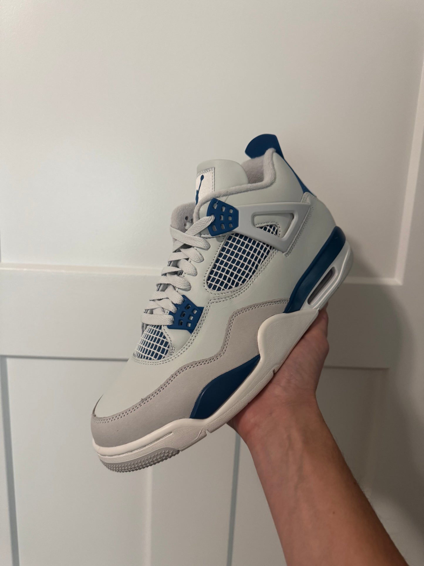 Jordan 4 “Military Blue”
