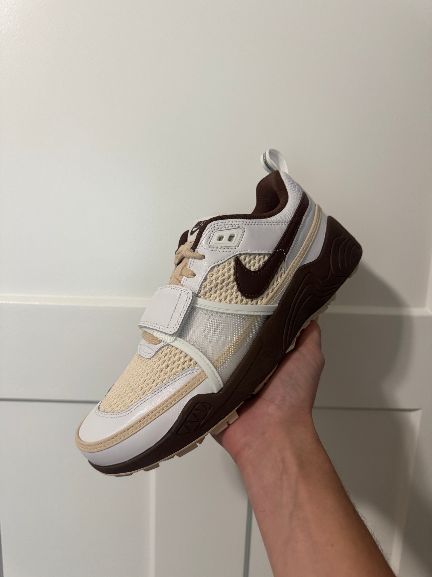 Travis Scott Field Jaxx “Light Chocolate”