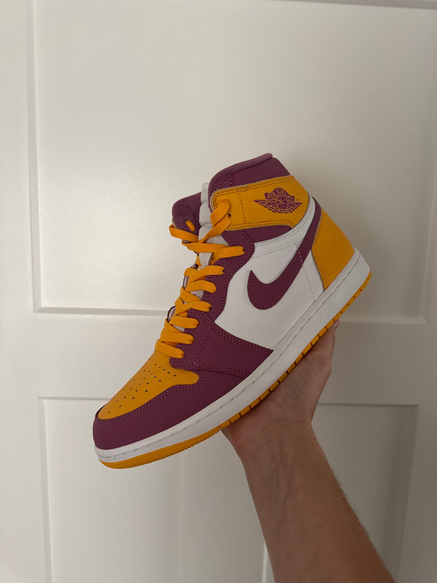 Air Jordan 1 Retro High OG 'Brotherhood'