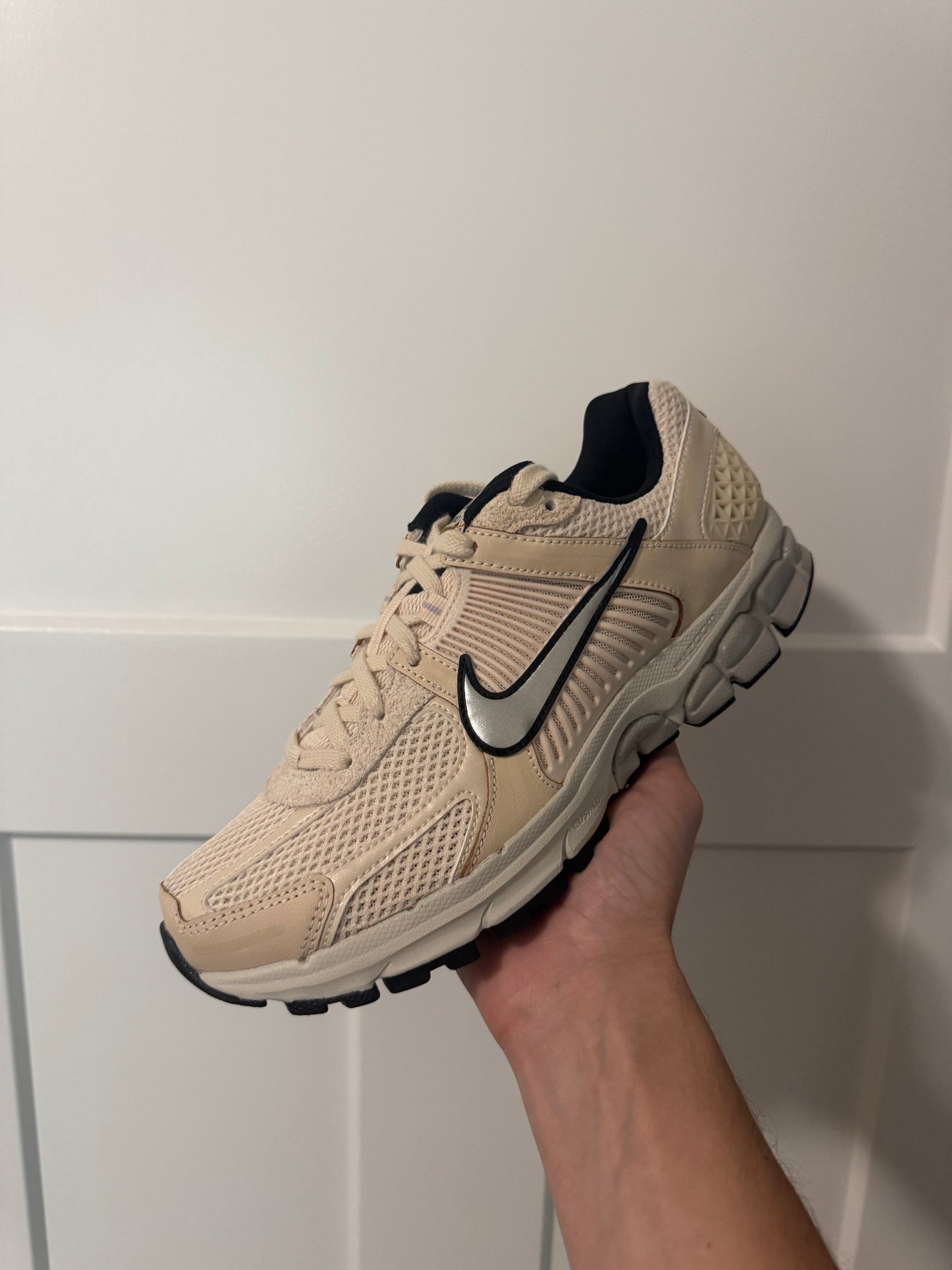 Nike Air Zoom Vomero “Bone”