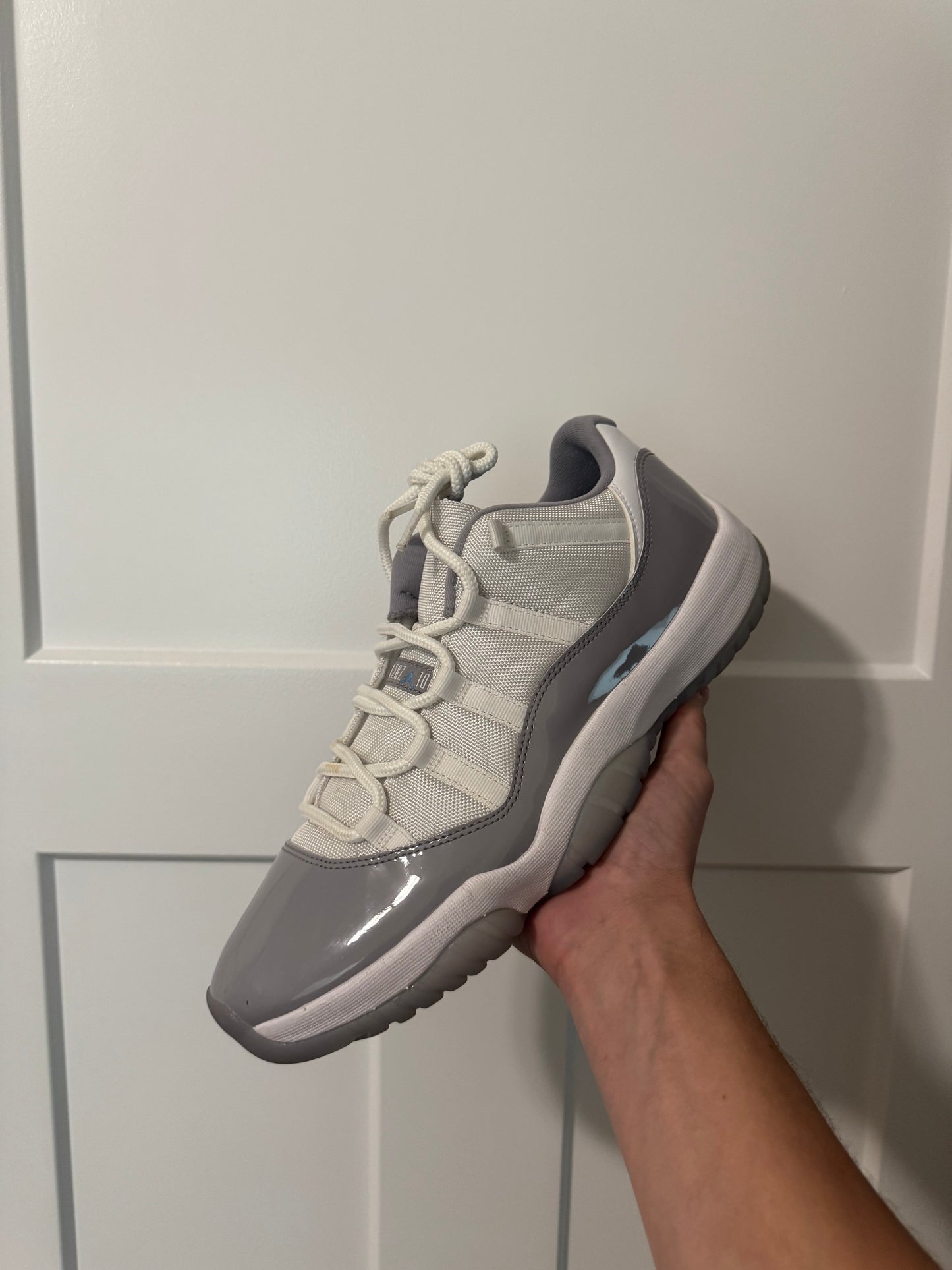 Jordan 11 “Cement Grey” *USED*